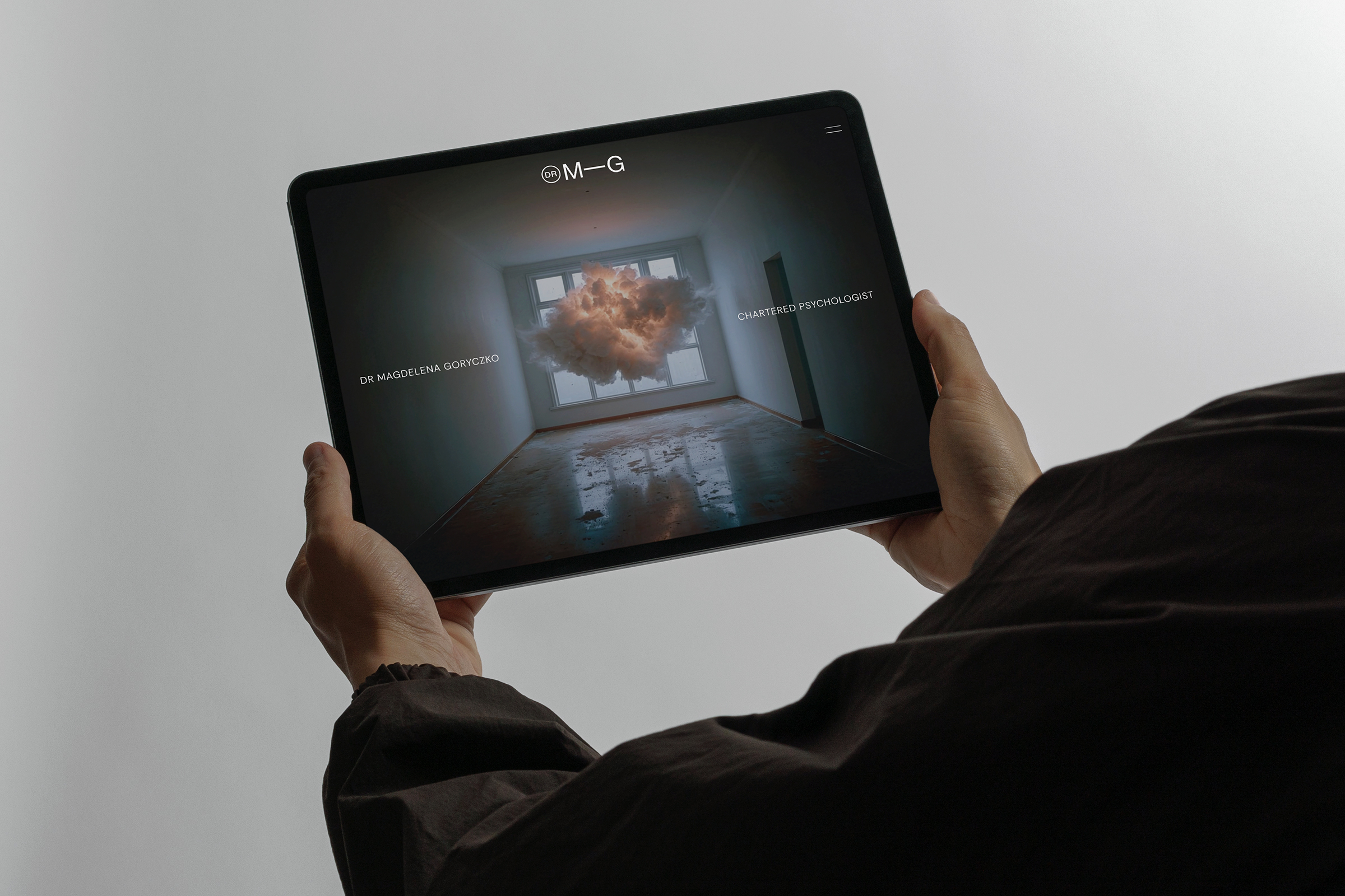 RRWEB DRM IPAD MOCKUPS IPAD MOCKUP 02